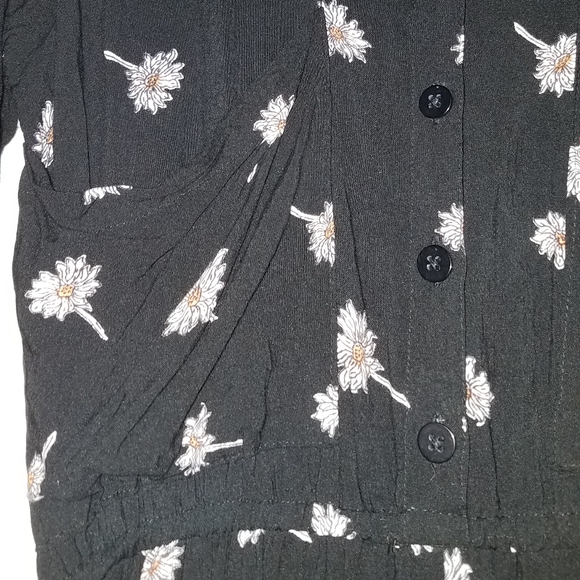 Angie long sleeve daisy print button down jumpsuit Small - Picture 3 of 7